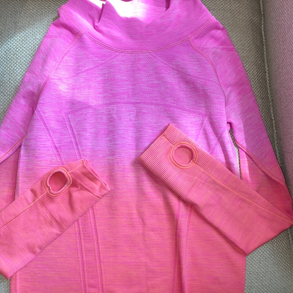Ivivva long sleeve turtle neck top